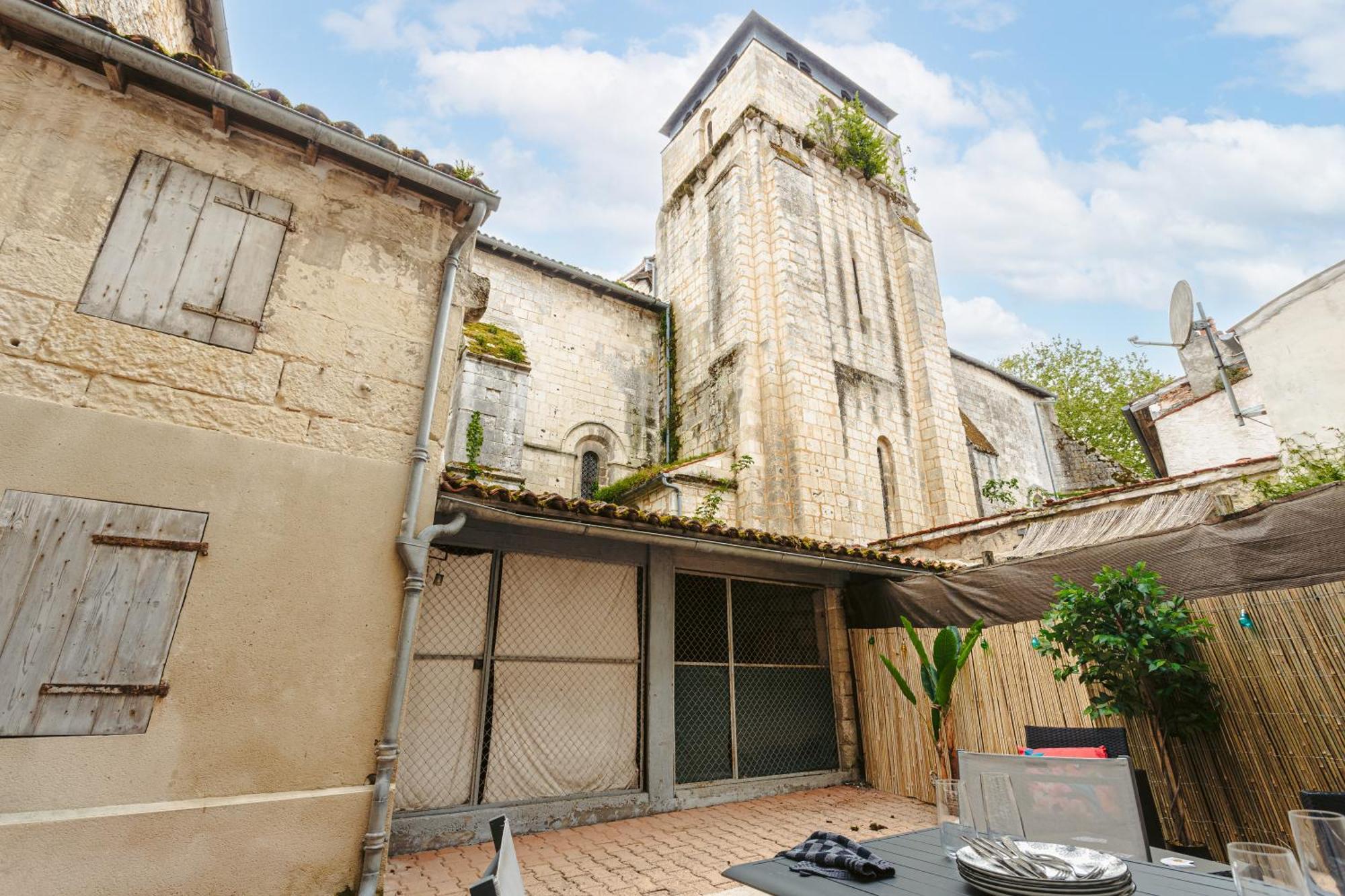 Olympia - Terrasse - Parking Gratuit - Centre Ville - Rez De Chaussee - Fibre Tv 4K Saintes Ngoại thất bức ảnh